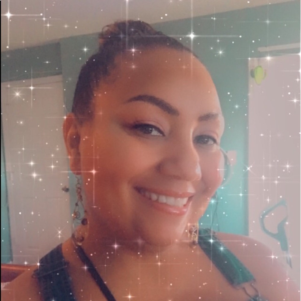 Meet your Posher, Charlene